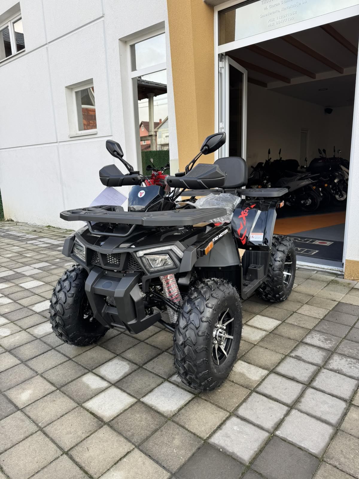 ATV Kvad benzinski Tao Motor Shark 200cc ALU – Crveni ATV Kvad benzinski Tao Motor Shark 200cc ALU – Crveni