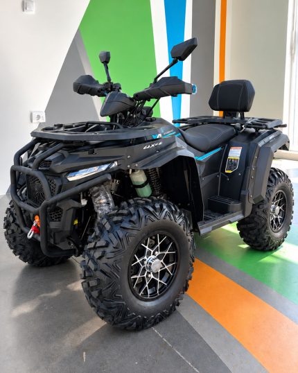 ATV Kvad benzinski Dobo Motors – Eksplorer 400cc – Crni sa plavim linijama